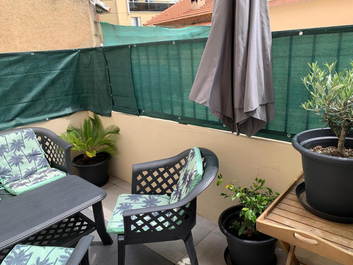 Grand Studio Tres Agreable Avec Bar, Cuisine Et Terrasse Καν-συρ-Μερ Εξωτερικό φωτογραφία