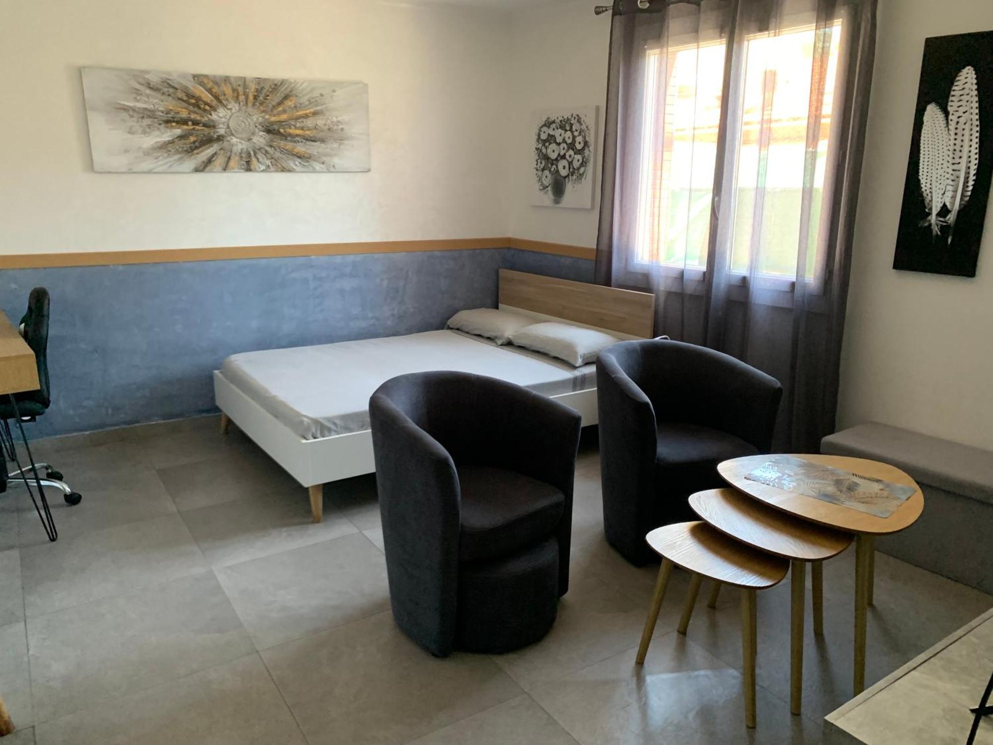 Grand Studio Tres Agreable Avec Bar, Cuisine Et Terrasse Καν-συρ-Μερ Εξωτερικό φωτογραφία